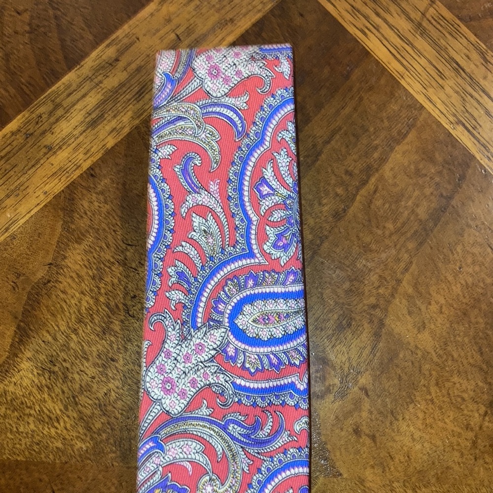 J. Z. Richards. Paisley tie. - Picture 4 of 7